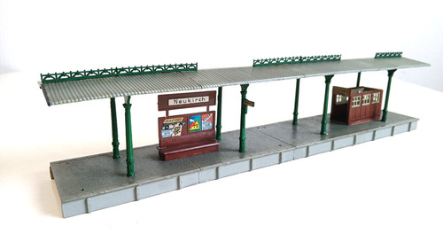 Bahnsteig dach treppe - h0,